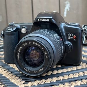 Canon EOS Rebel X S